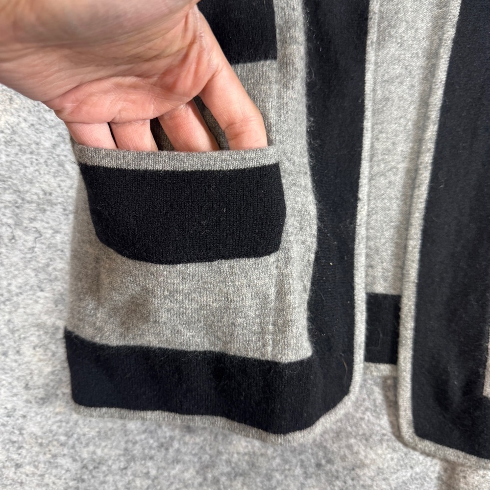 Neiman Marcus Gray Black Cashmere Cardigan Open Front Quiet Luxury Minimalist M - Picture 8 of 14